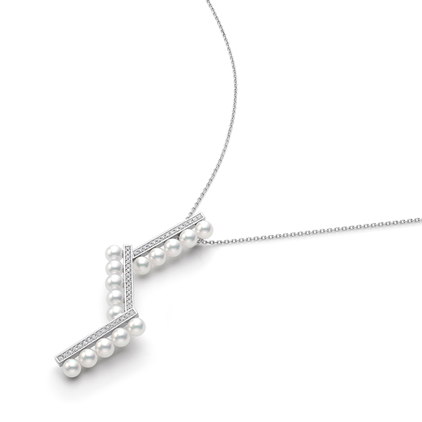 balance arm diamonds pave Pendant